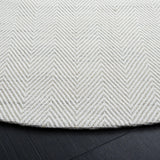 Safavieh Marbella 6'-0" x 6'-0" Rug in Silver / Ivory