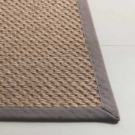 Safavieh Natural Fiber 4'-0" x 6'-0" Rug in Natural / Grey