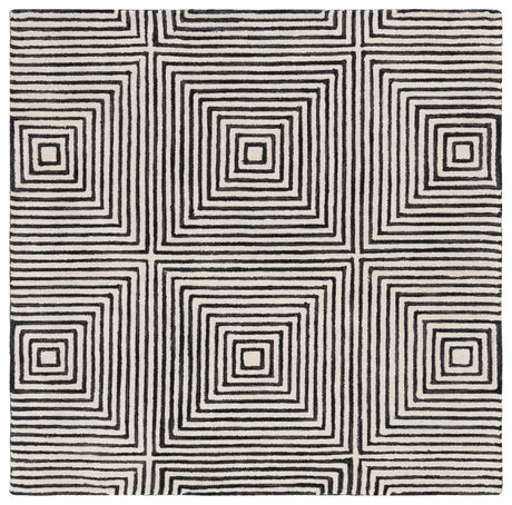 Safavieh Metro 5'-0" x 5'-0" Rug in Black / Beige