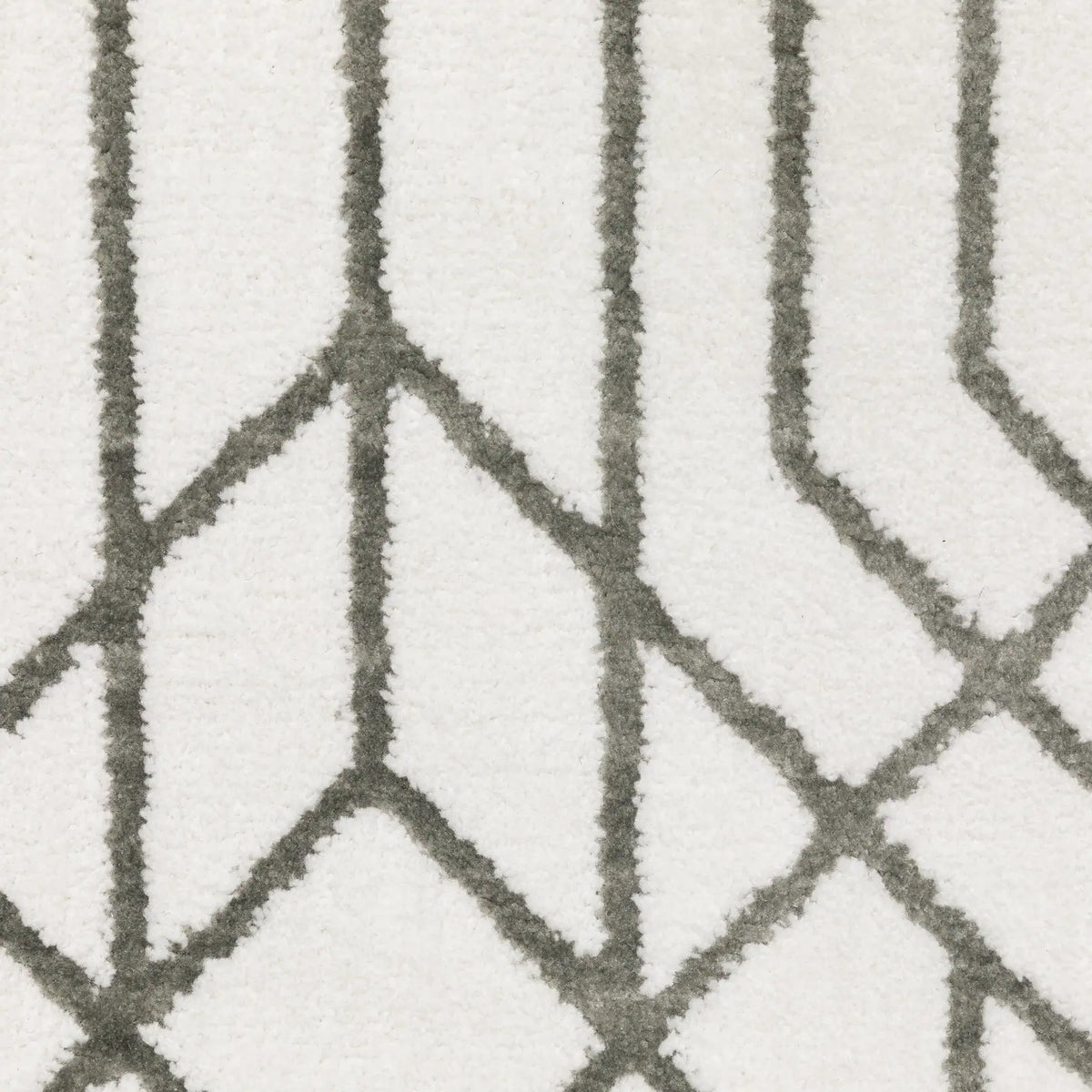 Oriental Weavers Montecito 4158W White/ Grey Rug - room scene 2
