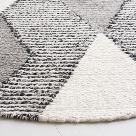Safavieh Natura 6'-0" x 6'-0" Rug in Ivory / Grey