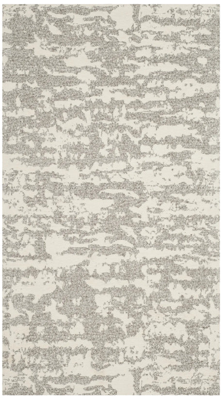 Safavieh Marbella 2'-3" x 4'-0" Rug in Light Grey / Ivory
