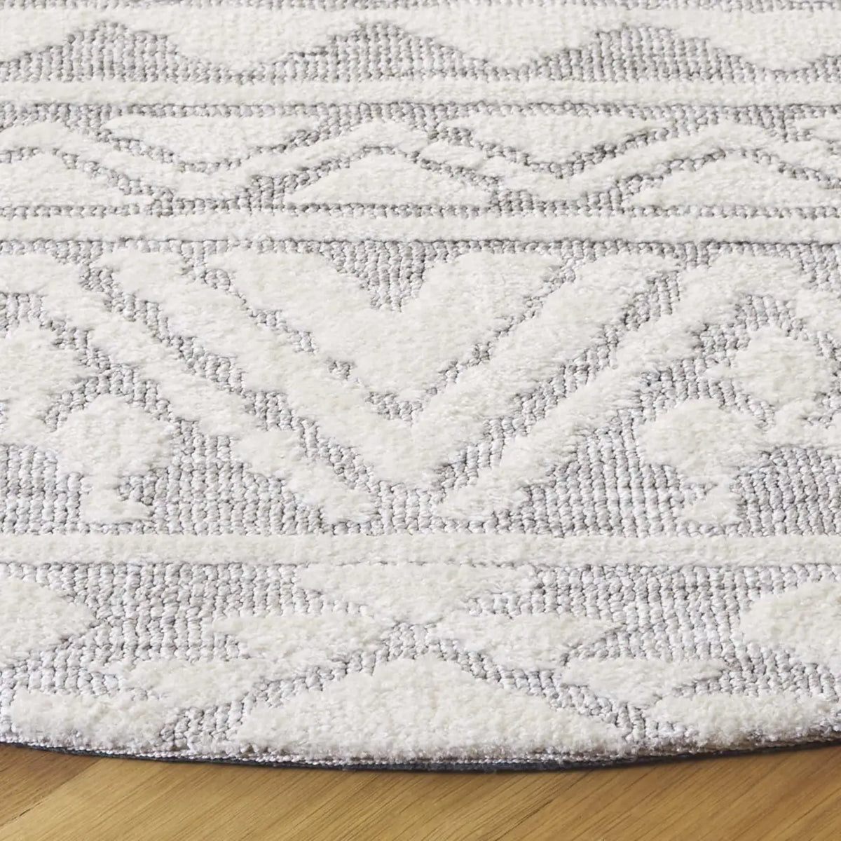 Safavieh Audrey 6'-0" x 6'-0" Rug in Grey / Ivory