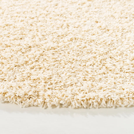 Safavieh Sga-Athens Shag 6'-7" x 6'-7" Rug in Ivory