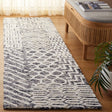 Safavieh Ebony 2'-3" x 8'-0" Rug in Ivory / Black