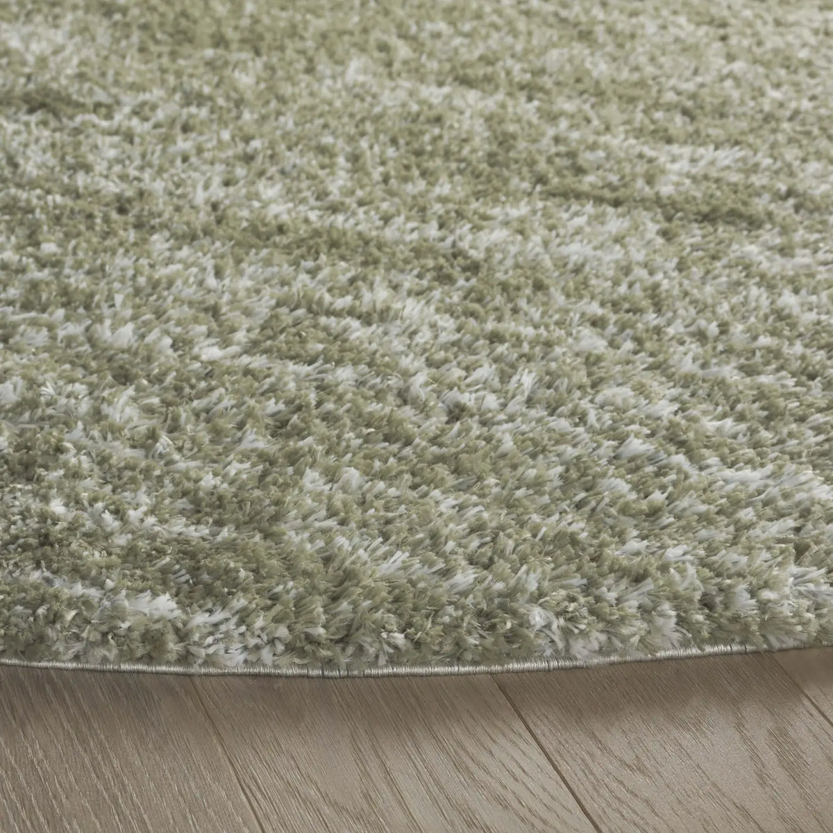 Safavieh Tahoe Shag 5'-0" x 5'-0" Rug in Sage / Ivory