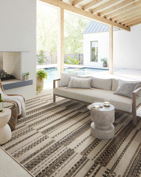 Loloi Rainier Rai-08 Ivory/Taupe Rug - room scene 3