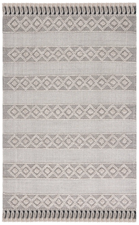 Safavieh Vermont 4'-0" x 6'-0" Rug in Beige / Ivory