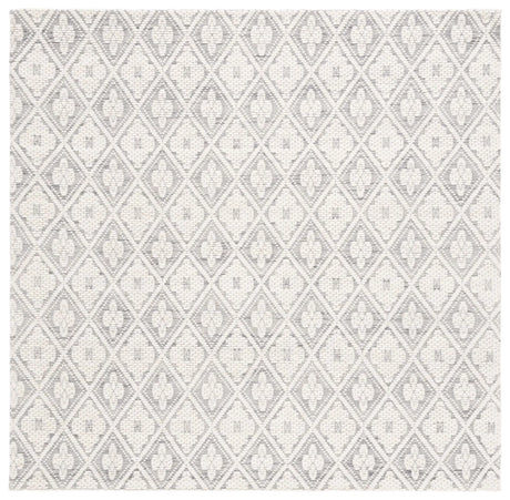 Safavieh Marbella 6'-0" x 6'-0" Rug in Grey / Ivory