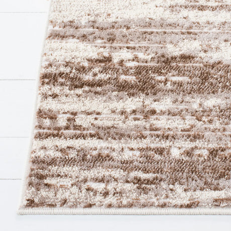 Safavieh Skyler 4'-5" x 6'-5" Rug in Brown / Ivory