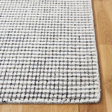 Safavieh Abstract 4'-0" x 6'-0" Rug in Grey / Ivory