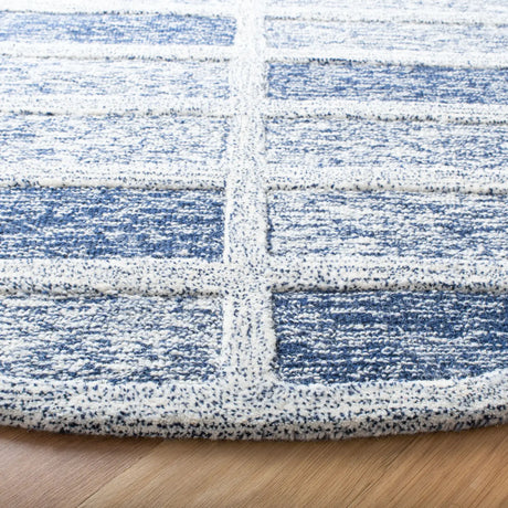 Safavieh Cambridge 6'-0" x 6'-0" Rug in Navy