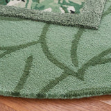 Safavieh Fifth Avenue 5'-0" x 5'-0" Rug in Green / Ivory