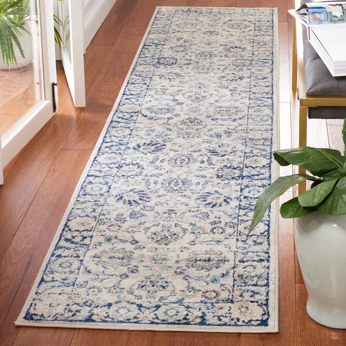 Safavieh Brentwood 2'-0" x 9'-0" Rug in Blue / Light Grey