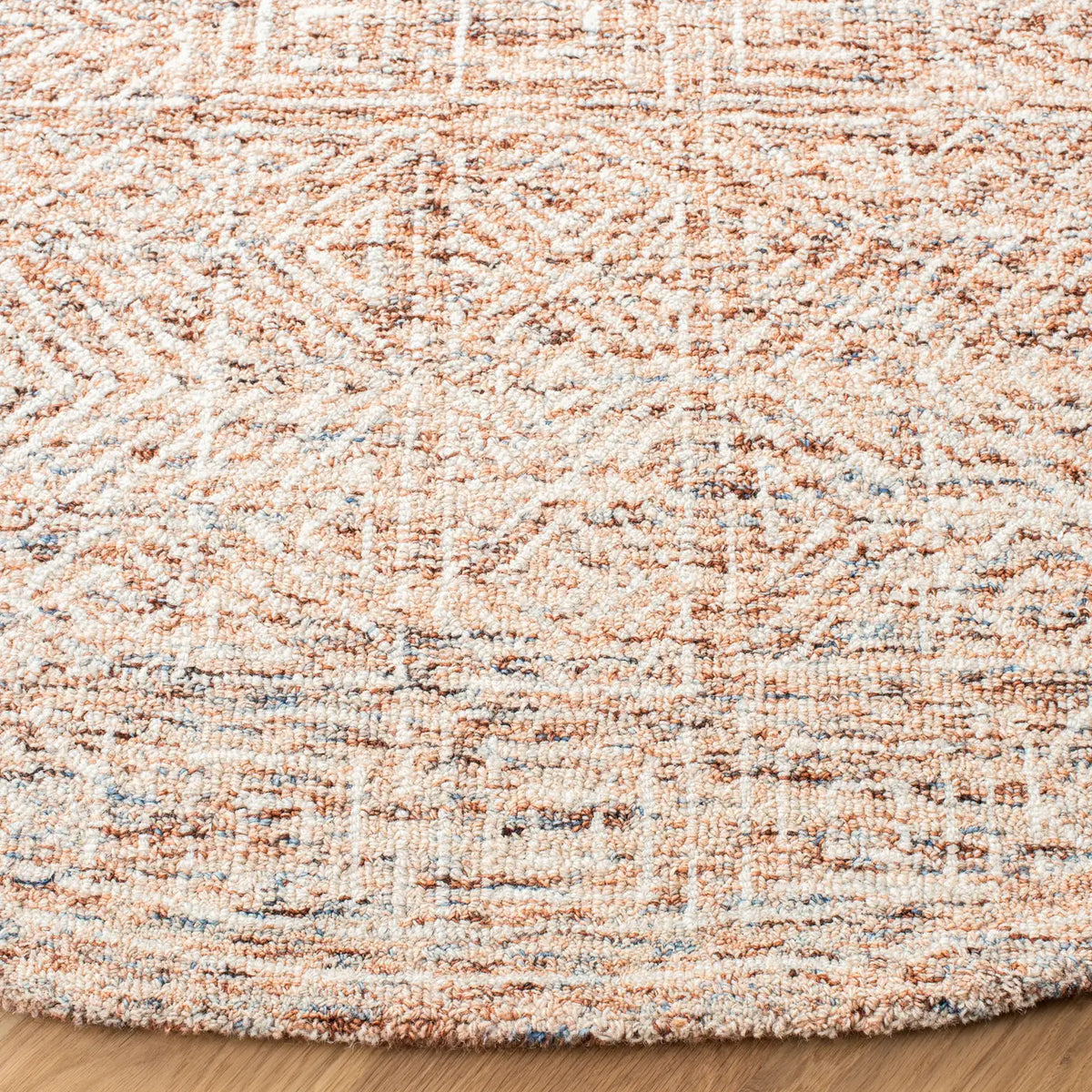Safavieh Capri 7'-0" x 7'-0" Rug in Brown / Beige