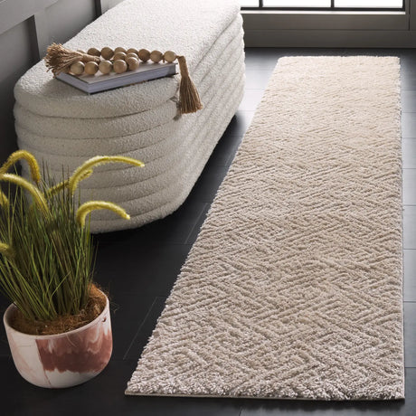 Safavieh Tahoe Shag 2'-0" x 9'-0" Rug in Beige