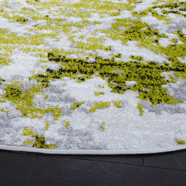 Safavieh Skyler 6'-7" x 6'-7" Rug in Grey / Green