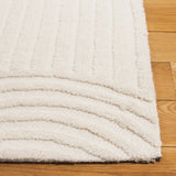 Safavieh Southampton 4'-0" x 6'-0" Rug in Ivory