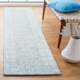 Safavieh Roslyn 2'-3" x 9'-0" Rug in Light Blue / Ivory