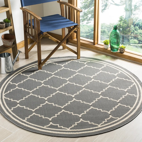 Safavieh Courtyard 5'-3" x 5'-3" Rug in Grey / Beige