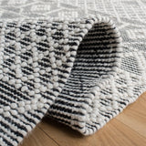 Safavieh Natura 4'-0" x 6'-0" Rug in Ivory / Black