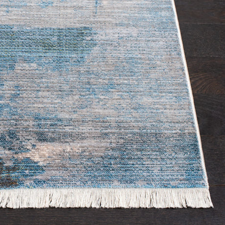 Safavieh Vintage Persian 4'-0" x 6'-0" Rug in Blue / Grey