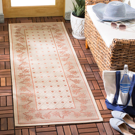 Safavieh Courtyard 2'-3" x 6'-7" Rug in Ivory / Rust