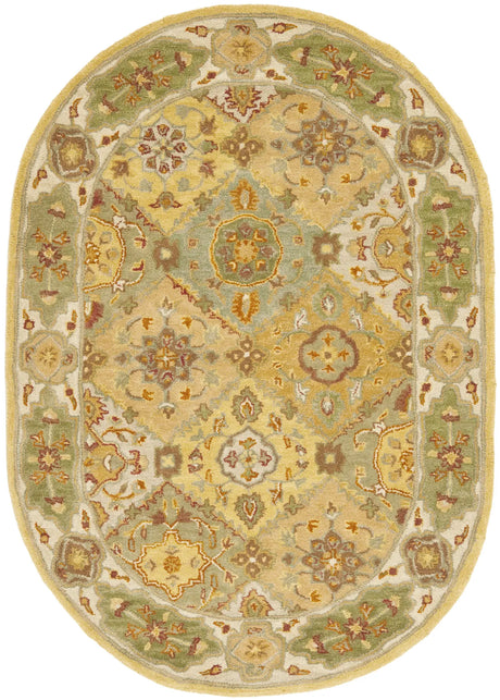 Safavieh Heritage 4'-6" x 6'-6" Rug in Multi / Ivory