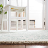 Safavieh Micro-Loop 4'-0" x 6'-0" Rug in Grey / Ivory