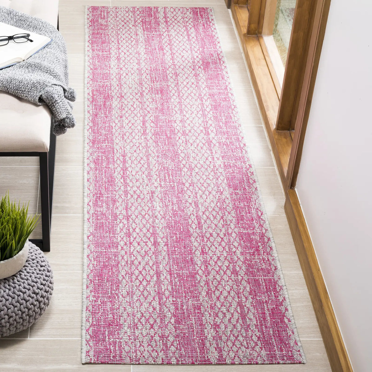 Safavieh Courtyard 2'-3" x 11'-0" Rug in Light Grey / Fuchsia