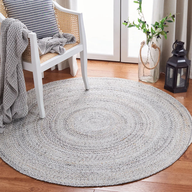 Safavieh Braided 5'-0" x 5'-0" Rug in Grey