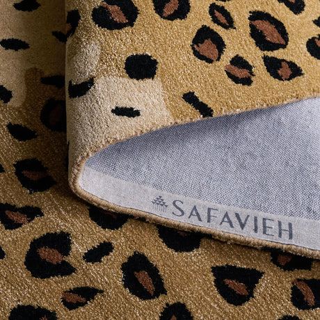 Safavieh Soho 5'-0" x 8'-0" Rug in Gold / Black