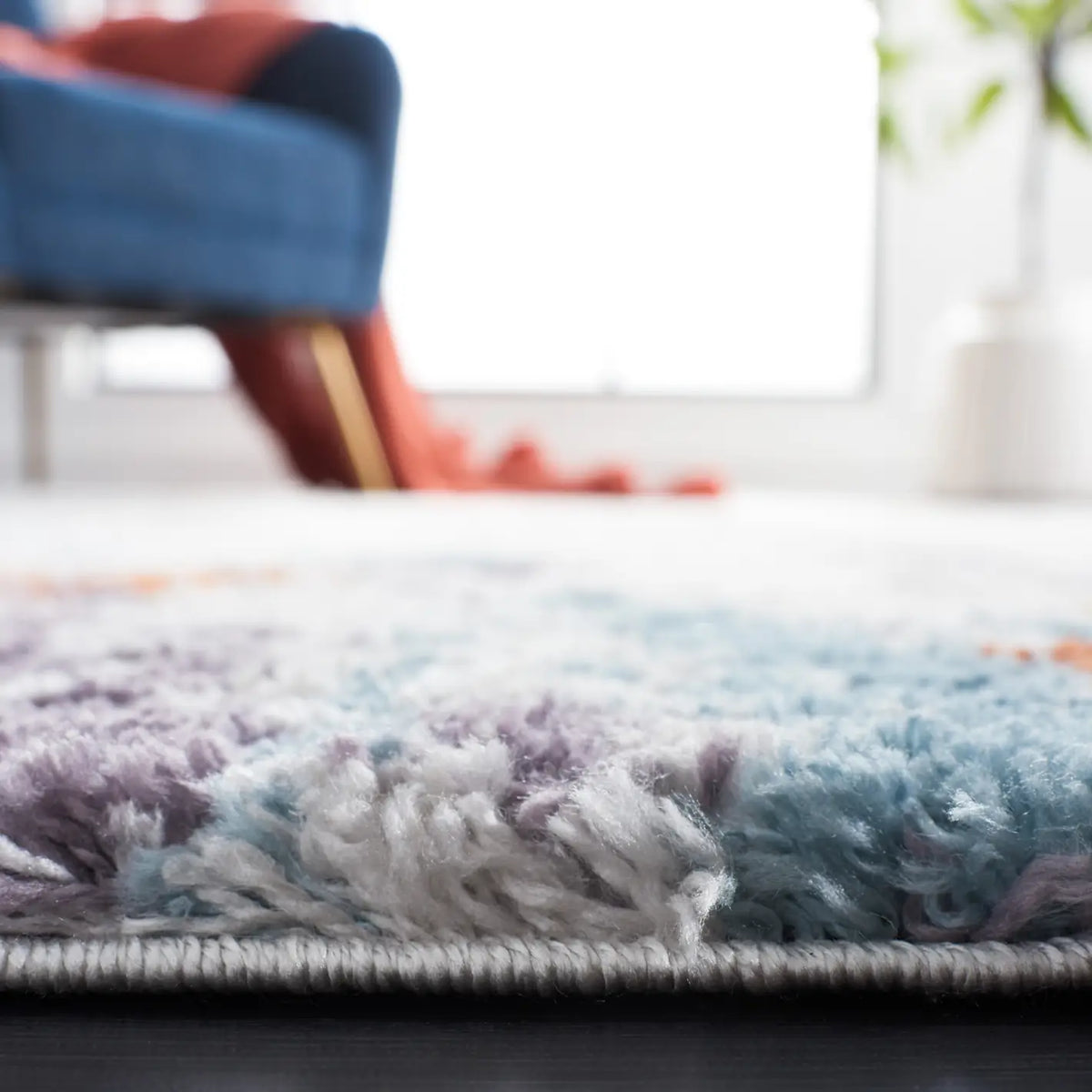 Safavieh Berber Shag 4'-5" x 6'-5" Rug in Blue Rust / Ivory
