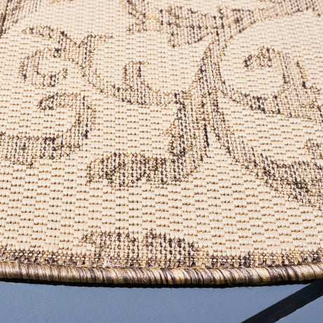 Safavieh Courtyard 6'-7" x 6'-7" Rug in Natural / Brown