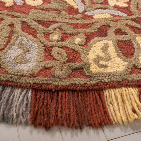 Safavieh Blossom 6'-0" x 6'-0" Rug in Red / Gold