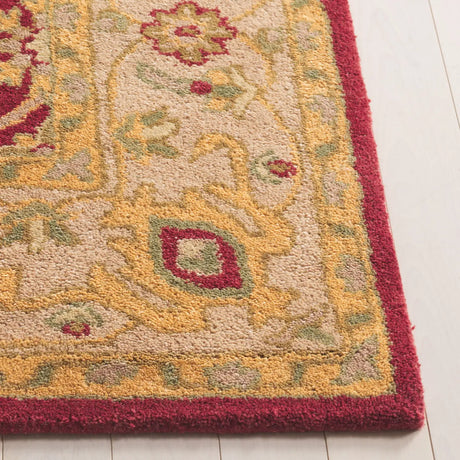 Safavieh Antiquity 4'-0" x 6'-0" Rug in Rust