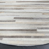 Safavieh Studio Leather 6'-0" x 6'-0" Rug in Ivory / Grey