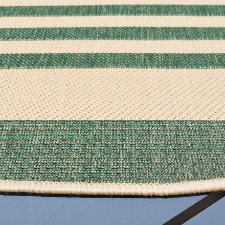 Safavieh Courtyard 5'-3" x 5'-3" Rug in Beige / Dark Green