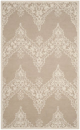 Safavieh Manchester 5'-0" x 8'-0" Rug in Beige / Ivory
