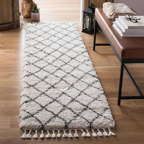 Safavieh Moroccan Fringe Shag 2'-2" x 8'-0" Rug in Ivory / Grey