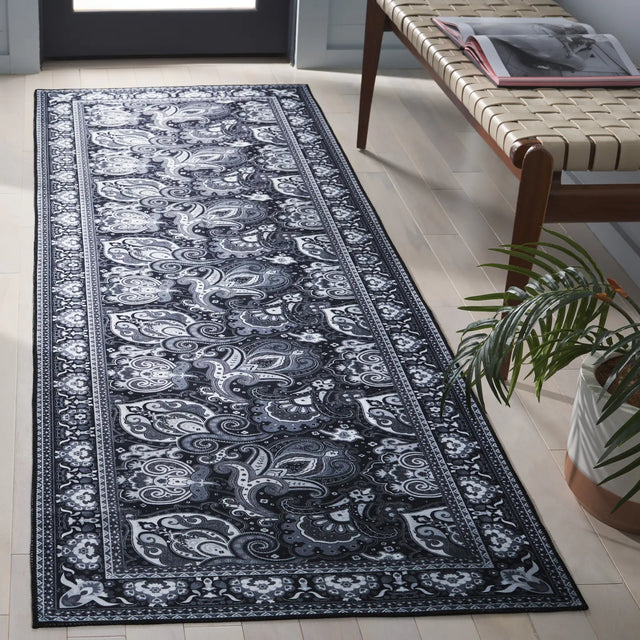 Safavieh Arizona 2'-6" x 8'-0" Rug in Black / Grey