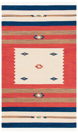 Safavieh Montauk 4'-0" x 6'-0" Rug in Blue / Red