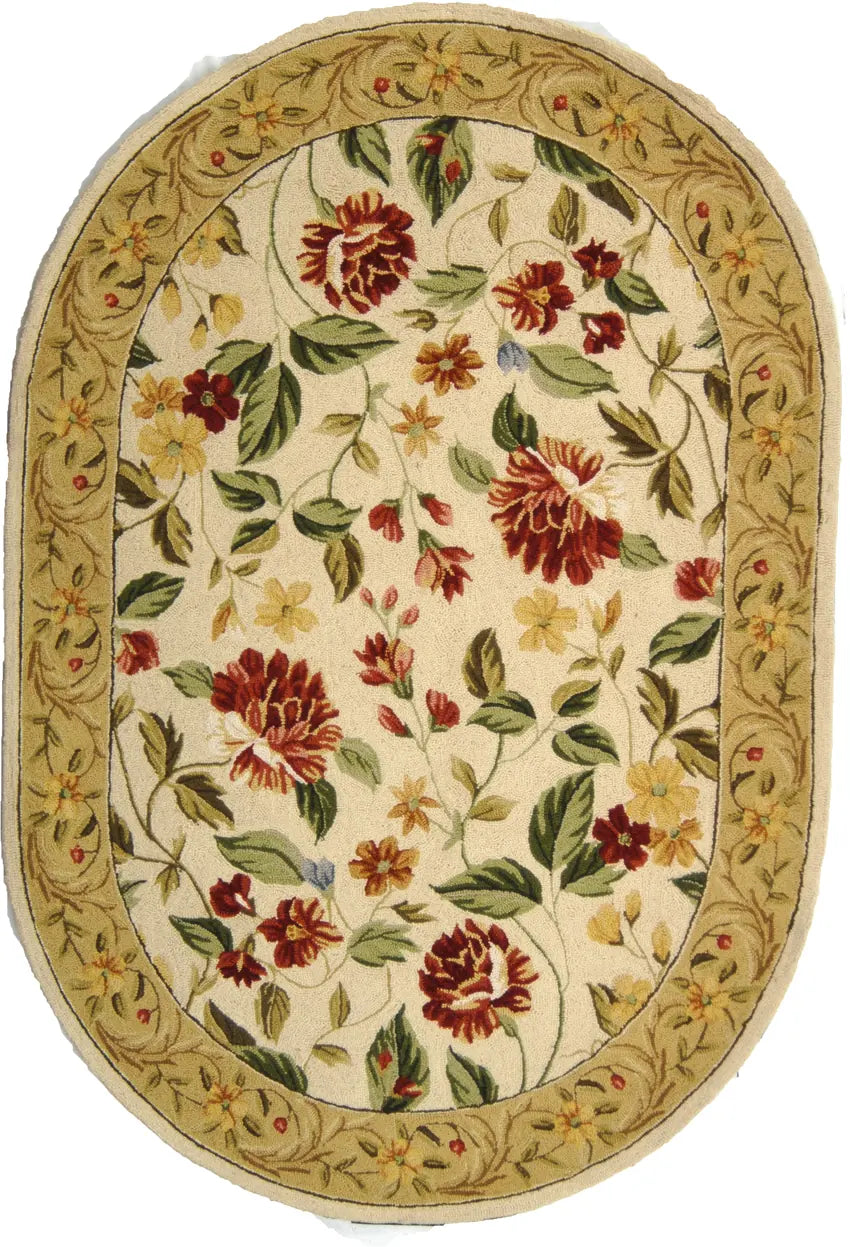 Safavieh Chelsea 4'-6" x 6'-6" Rug in Ivory / Beige
