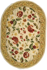 Safavieh Chelsea 4'-6" x 6'-6" Rug in Ivory / Beige