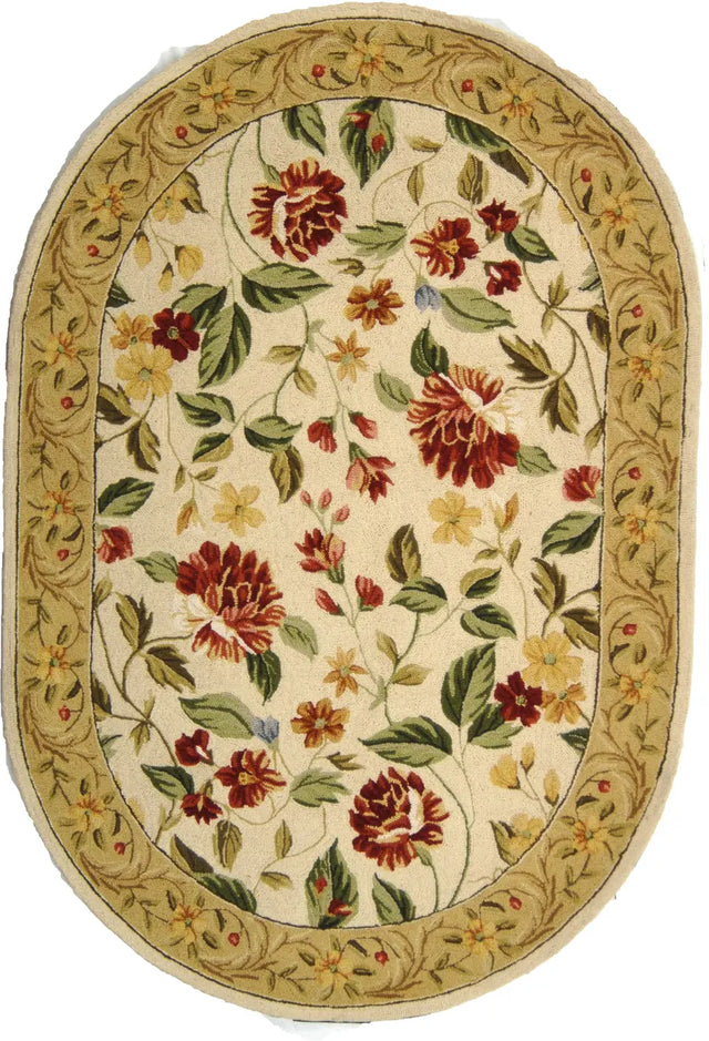 Safavieh Chelsea 4'-6" x 6'-6" Rug in Ivory / Beige