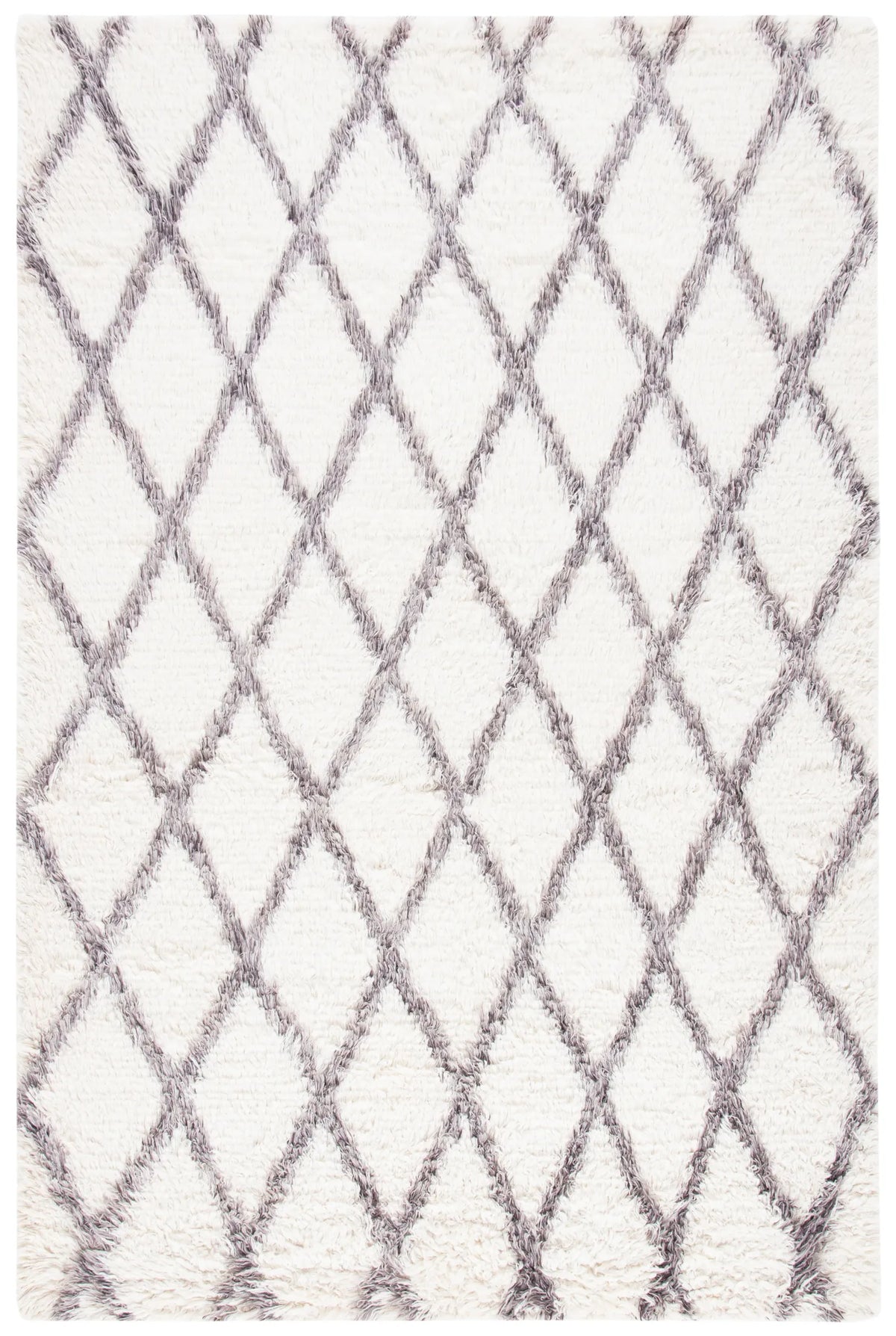 Safavieh Kenya 6'-0" x 9'-0" Rug in Ivory / Grey