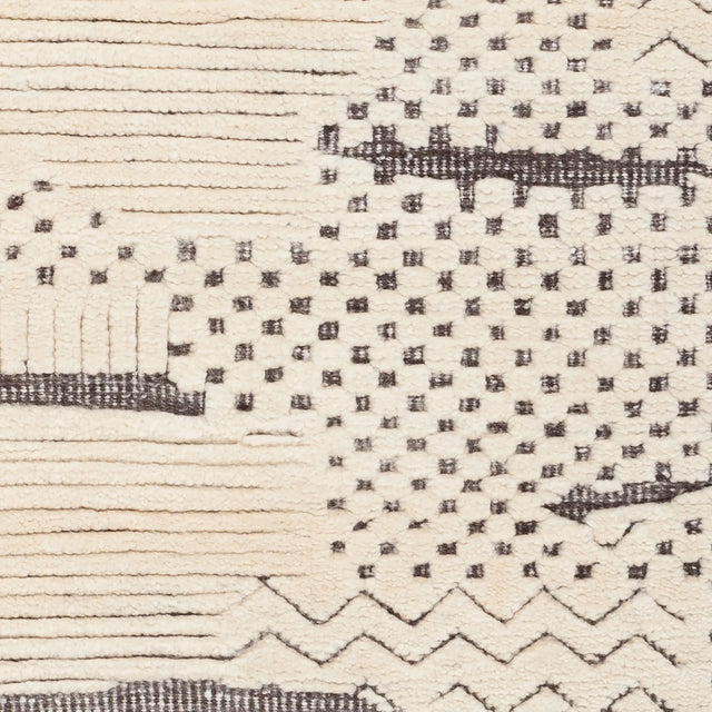 Chandra Keeley KEE-57001 Ivory rug, close-up detail