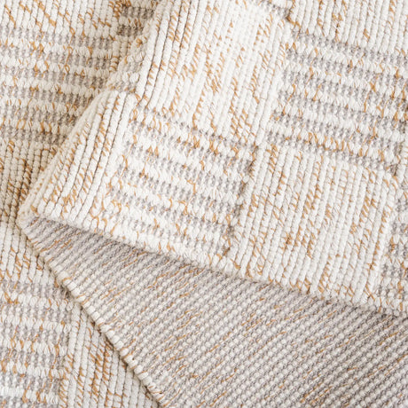 Safavieh Natura 4'-0" x 6'-0" Rug in Brown / Ivory