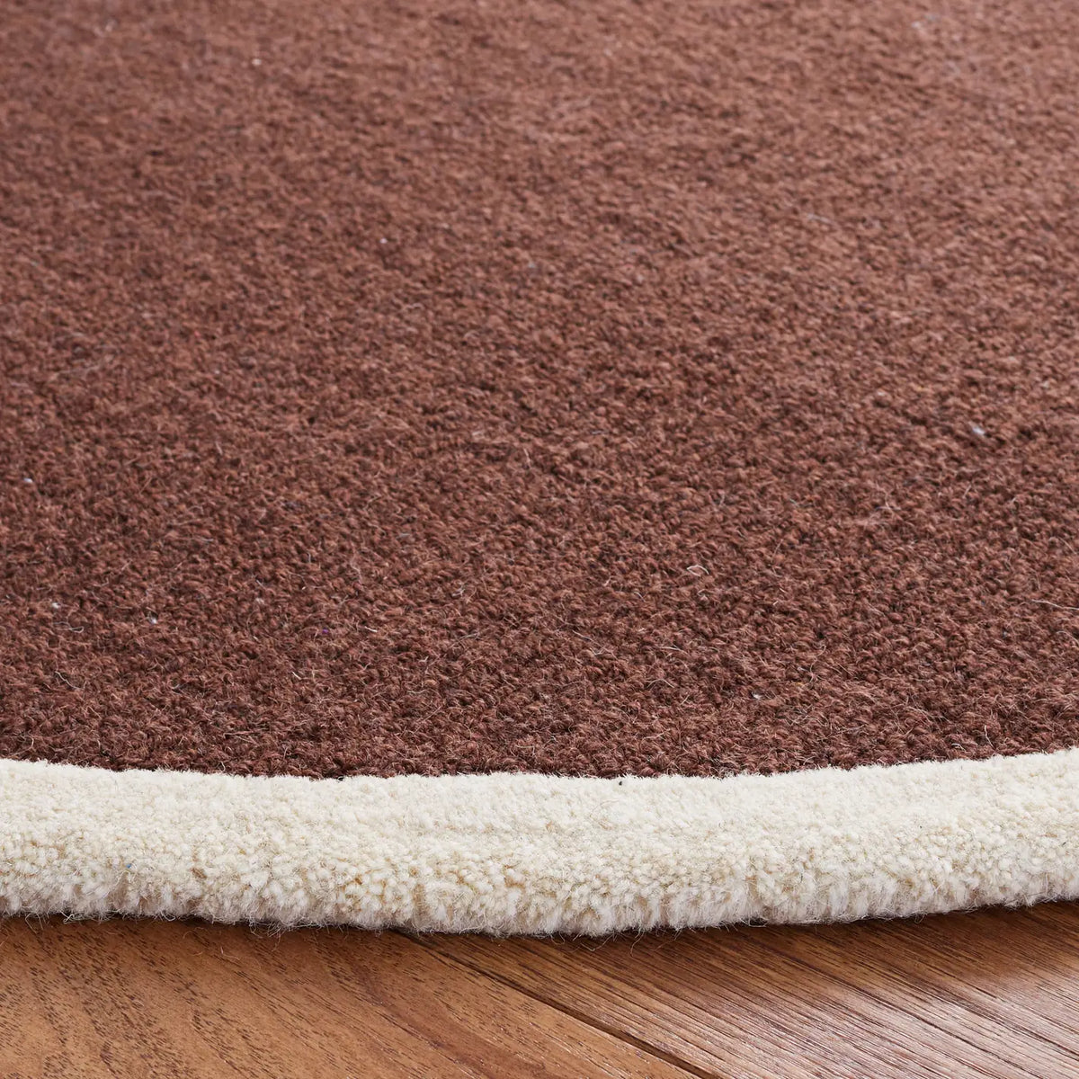 Safavieh Cambridge 6'-0" x 6'-0" Rug in Dark Brown / Ivory