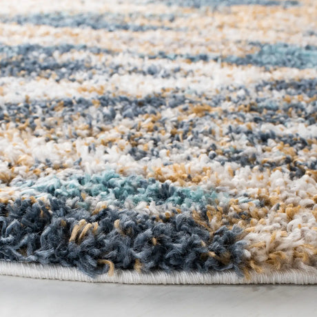 Safavieh Calista 5'-3" x 5'-3" Rug in Blue / Grey